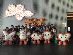 グローバルクラスの活動：1年校外学習（Sustainable Singapore Gallery)