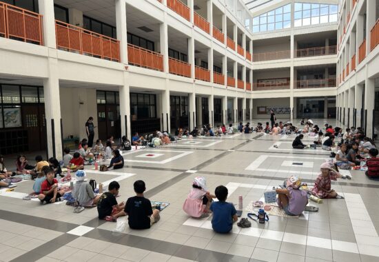 「３」がつく日は つながる日　３年生