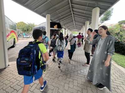 文化の多様性を肌で感じる　マレー系民族衣装デー