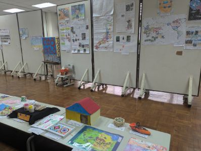 夏休み作品展 はじまる