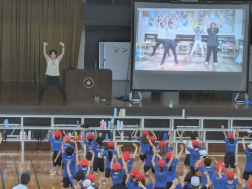 心を通わせ、心を一つに　２年生